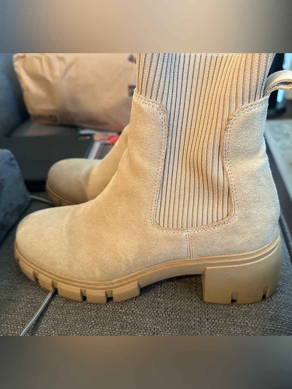 Steve Madden Beige Suede Combat Boots Womens 10